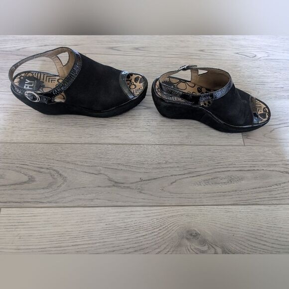 Fly London Pyle Wedges Pumps Black Open Peep Toe Buckle Size 40 (9.5) - Picture 6 of 9